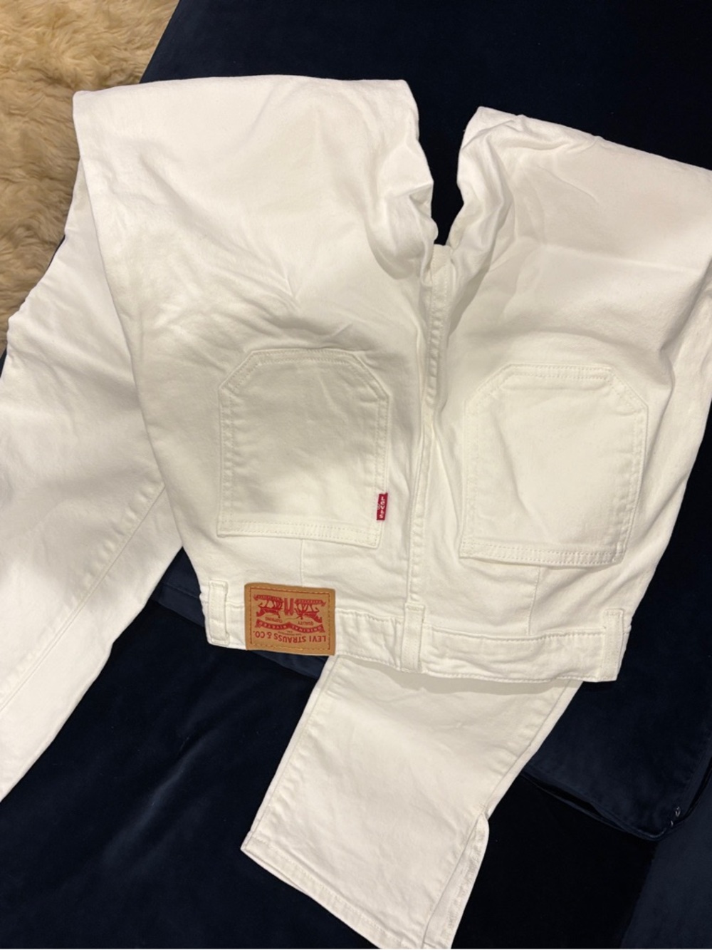 Levi's White High-Rise Straight Jeans - Picture 7 of 9